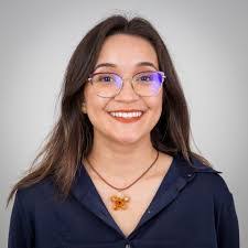 Beatrice Downey's Instagram, Twitter & Facebook