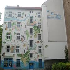 Die feuerwehr ist mit mehreren einsatzkräften im einsatz. Das Haus Community Service Non Profit Weidenweg 62 Berlin Germany Phone Number