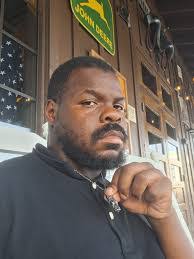 Tyrone Richmond's Instagram, Twitter & Facebook