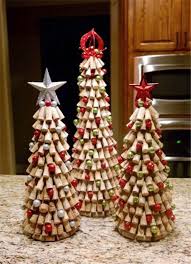 Wine Cork Christmas Tree Craft Idea Papercrafts Paper Crafts House In 2020 Wine Cork Crafts Christmas Wine Cork Christmas Tree Cork Crafts Christmas