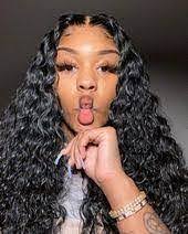 Ebony Winn's Instagram, Twitter & Facebook