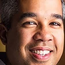 Juan Peralta's Instagram, Twitter & Facebook