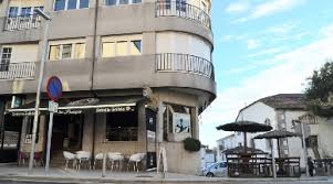Comer en Arzúa: Bar Praza