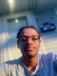 Brady Heath's Instagram, Twitter & Facebook