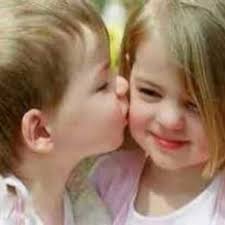 最近常看到有人說我的照片看起來有170（有時候會說180） 只好讓你們看看我如果135會是什麼樣子了（？？？ 本週#朵起來講