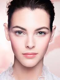 POUDRE LUMIÈRE Highlighting powder 40