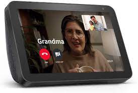 Ask what the person is still comfortable doing and what he or she may need help with. Best Way To Make Video Calls To Seniors With Alzheimer S Or Dementia In Nursing Homes Dailycaring