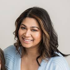 Renee Girard's Instagram, Twitter & Facebook