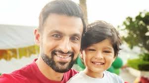 Shoaib Malik to miss third Bangladesh T20I due to son's illness