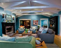 But in the fashion world, it seems to be almost any color from aqua to the real teal. Teal Color Colors That Go Well With Teal In Interior Design