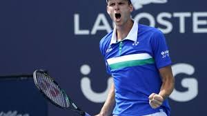 11.02.97, 24 years atp ranking: Atp Und Wta Hurkacz Trifft Im Finale Von Miami Auf Sinner Augsburger Allgemeine