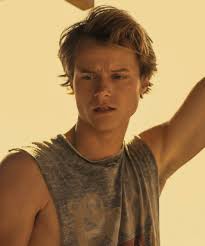 Jj From Outer Banks In 2020 Pankow The Pogues Outer Banks