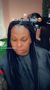 Lakisha Hampton's Instagram, Twitter & Facebook