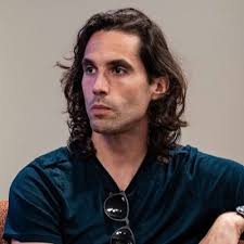 Maryann Thomas (@mae189)