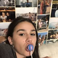 Lucy Harvey (lucytalalay)