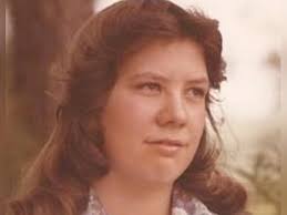 Deborah Irene Cantrell McGroovs's Memorial Website