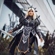 I have an awesome experience working on eclipse leona. Pin Em Cosplay