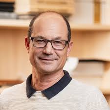 Greetings from Roberto Baggio, Luis Figo and Ronaldinho!!