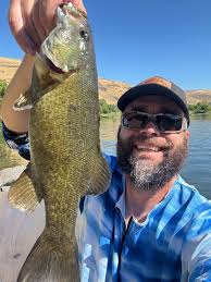 Good sections of the Willamette for smallmouth fishing?