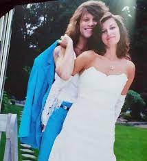 Wedding photoshoot of Jon bon Jovi and Dorothea Hurley. 💖 #rocknroll  #RockAndRoll #thebest #usa #rockmania #rockstar #USAToday #rockband  #rockmusic #rock