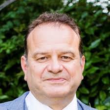 Neil Whittington's Instagram, Twitter & Facebook