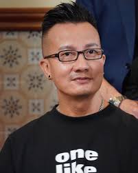 微笑很简单，意义却深远，大家一起笑，世界更温暖。祝大家周末愉快❤️❤️#陈汉玮