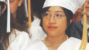 Traip graduates told: 'Be careful with credit cards'