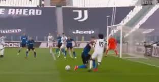 E' senza senso il rosso a bentancur, non trovo giusta la punizione data contro de. Calvarese E La Juventus Scandalo Internazionale In Inghilterra Ci Ridono Sopra Ad Espn Parlano Di Rapina