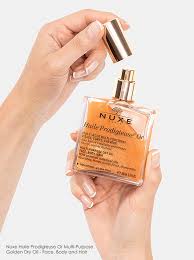 4 pat your hair dry with a microfiber towel. Nuxe Huile Prodigieuse Dry Oil The Review Escentual S Blog