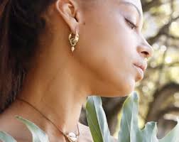 KAYA Small Gold Earrings, Small Brass Earrings, Gold Tribal Earrings, Gold  Drop Earrings, Ethnic Dainty Earrings, Dangle Drop Earrings