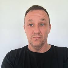 Should I wait 17 days for Hohem iSteady V3 gimbal delivery in Croatia?