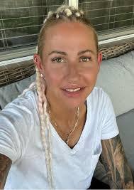 Stacy Gonzales's Instagram, Twitter & Facebook