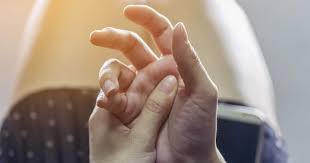 Die besten übungen und tipps bei schmerzen durch ein karpaltunnelsyndrom. Karpaltunnelsyndrom Ursachen Behandlung Und Ubungen Liebscher Bracht