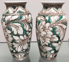 Antique hawkes american brilliant cut abp glass 12 trumpet vase only 1 sm. Vintage Mid Century Modern 1960s 1970s Italian Pottery Ceramic Floral Ribbed Fan Vase 12 75 Tall With Flowers Motif Theme Fine Art Ceramics Art Collectibles Kromasol Com