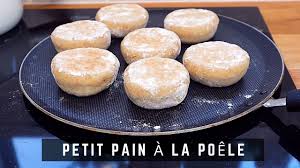 Petit Pain Maison Au Levain Batbout Le Pain Oriental Fait Maison Youtube
