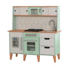 Our play kitchen set has a hip, modern look that young chefs are sure to love. Kidkraft Uptown Play Kitchen Target