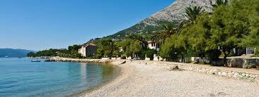 Korcula town is connected to the mainland by ferry (the ferry departs nearby domince to orebic on the peljesac peninsula) so it's relatively easy to explore this part of dalmatia. Orebic Halbinsel Peljesac Kroatien Adria Databanka