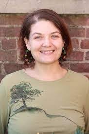 Jennifer Hurtgen's Instagram, Twitter & Facebook