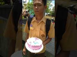 Penjelasan lengkap seputar gambar lucu gokil kocak bikin ngkak (terbaru 2019). Perayaan Ultah Paling Jorok Youtube