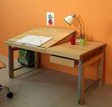 Kinder schreibtisch aus holz stuhl. Kinderschreibtisch Ziggy Debe Destyle Mit Tischplatte Aus Massiver Buche Langsgestossene Lamellen Und Get Kinderschreibtisch Kinder Schreibtisch Schreibtisch