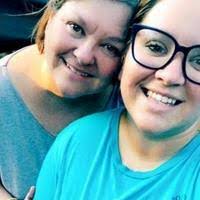 Hunter Simmons's Instagram, Twitter & Facebook