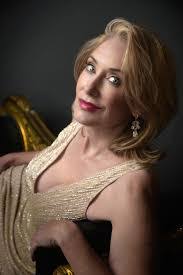 Tracy Todd's Instagram, Twitter & Facebook