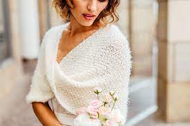 Brautkleid mit strickbolero hochzeitskleid jacke hochzeit. Moderner Schulterwarmer Fur Die Braut Frieda Theres Hochzeit Jacke Hochzeit Strickjacke Brautkleid Jacken