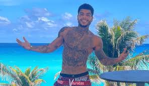 Kevin nascimento agent and management contact details @(mckevin). Boeyphhykggh4m