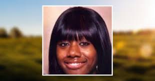 Monique Grimes's Instagram, Twitter & Facebook