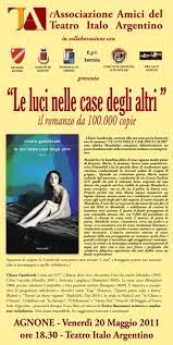 O magari finisce perché te lo scordi da qualche parte, perché lo vuoi tenere sempre chiuso in tasca per non perderlo, ma così marcisce, va a male. Libri La Scrittrice Chiara Gamberale Presenta Le Luci Nelle Case Degli Altri L Appuntamtamento E Per Stasera A Teatro