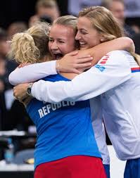 Naopak petra kvitová na wimbledonu končí, podlehla američance sloane stephensové 3:6 a 4:6. Czech Team Like A Family Says Kvitova Itf