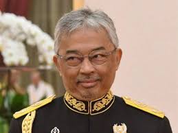 dymm sultan abu bakar riayatuddin muadzam shah (sultan pahang ke4: Berderau Darah Terkepit Kaki Al Sultan Abdullah