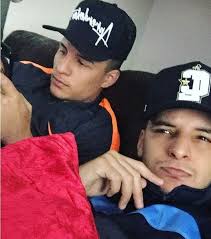 Guilherme arana se tornou papai pela segunda vez, pai do palmeiras e desse neném lindo! Naah Santos Naahtimao13 Twitter