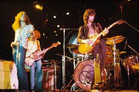 The arrangements include all the critical instrumental riffs and figures. Led Zeppelin Adds To 300 Million Sales With Live Album 50th Anniversary Surprises